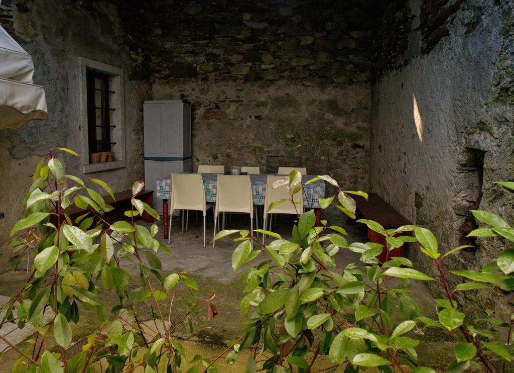 Rustico Giorgia Apartamento Mergozzo Quarto foto