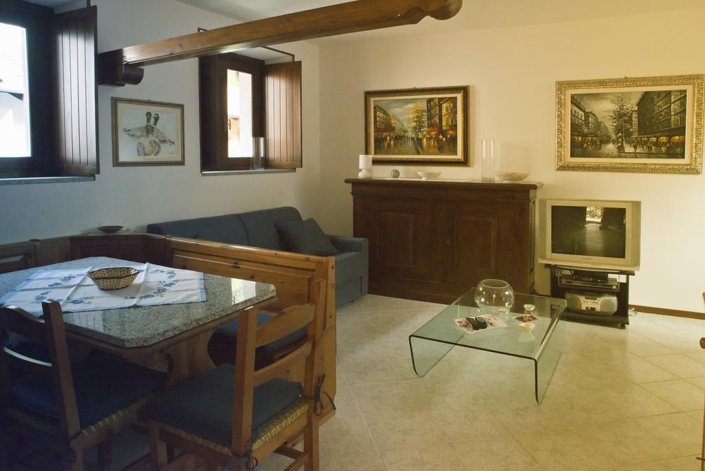 Rustico Giorgia Apartamento Mergozzo Quarto foto